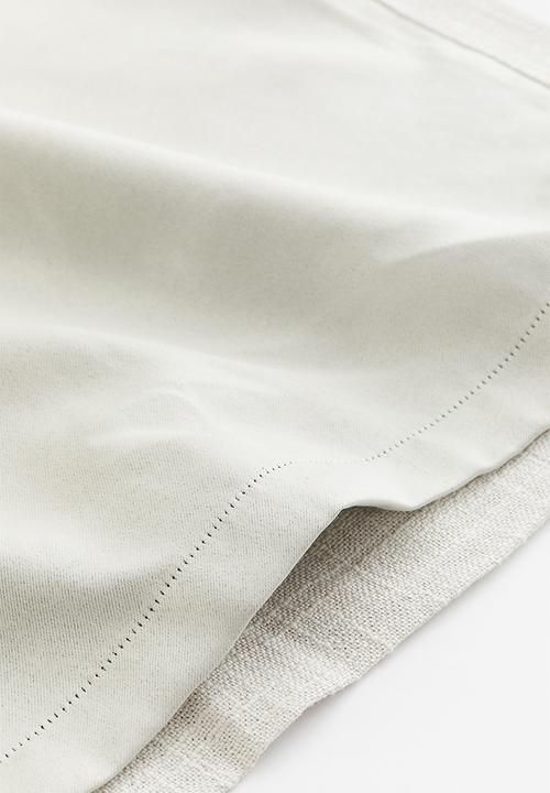 H&M - 2-Pack blackout curtain lengths - white