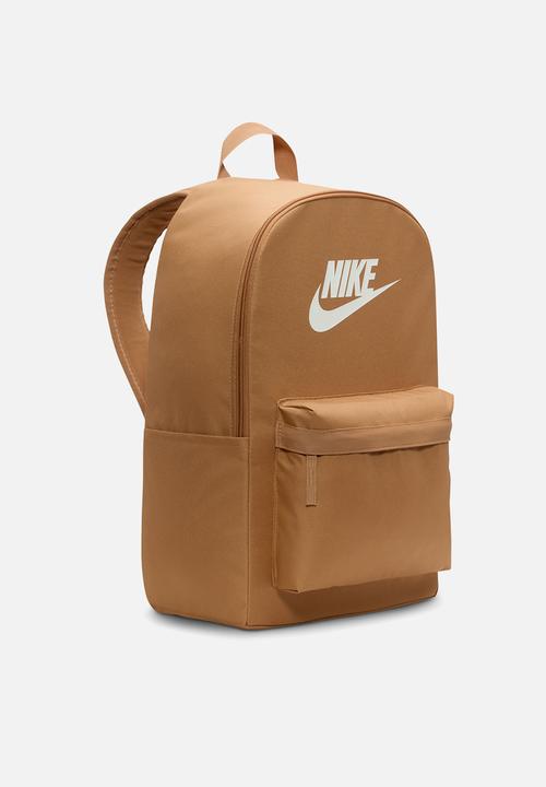 Nike - Nike Heritage