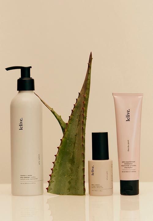 lelive. - nourishing 3-step routine  revitalize, plump + restore