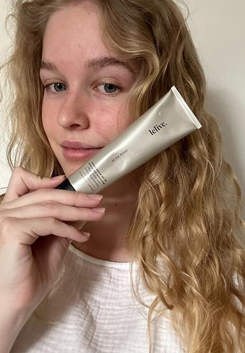 lelive. - all the shade - spf 30 sheer tinted moisturiser