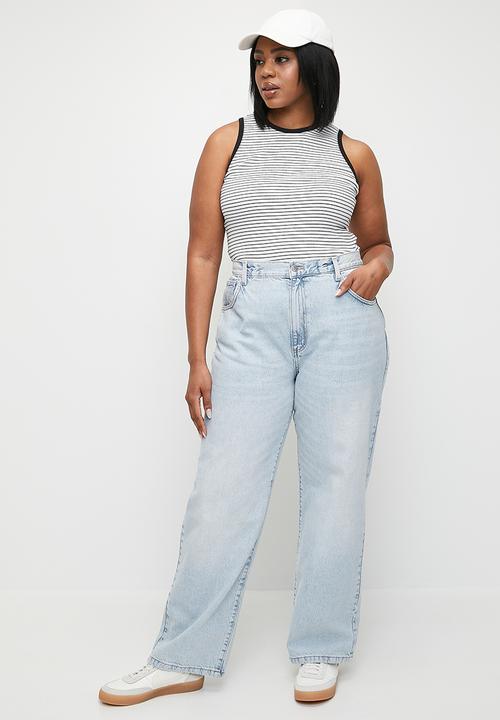 Cotton On - Plus Super Baggy Jean-Sunfaded Blue