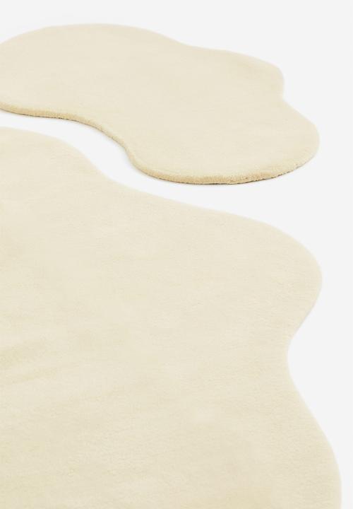 H&M - Tufted wool rug - light beige