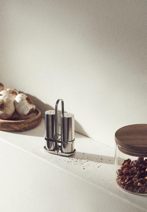 H&M - Metal salt and pepper shakers - silver-coloured