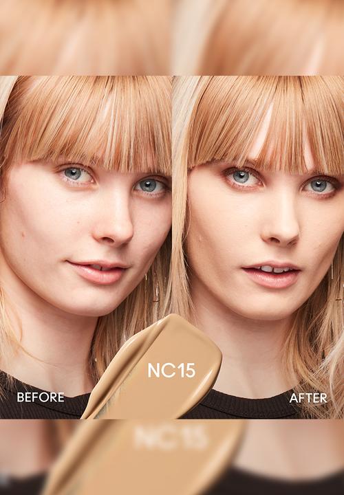 MAC - Studio FixFluid SPF 15 24HR Matte Foundation + Oil Control 15ml - NC15