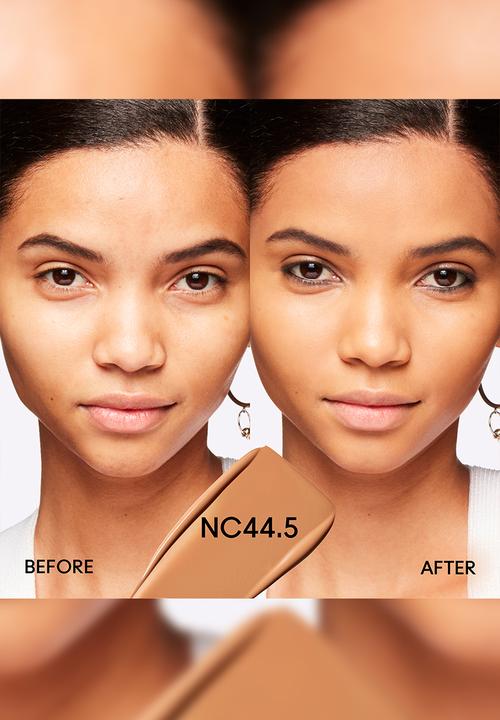 MAC - Studio FixFluid SPF 15 24HR Matte Foundatiom+Oil Control 15ml - NC44.5
