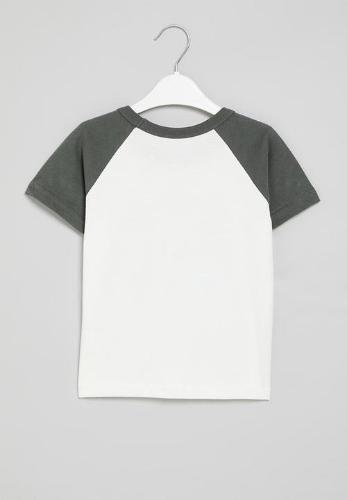 Pop Candy - Reglan printed tee - olive green & white