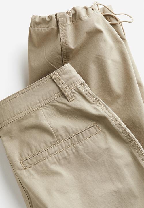 H&M - Twill cargo trousers - beige