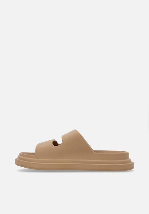 Pop Candy - Platform twin buckle slides - beige