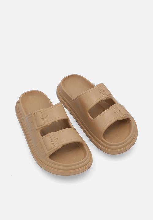 Pop Candy - Platform twin buckle slides - beige