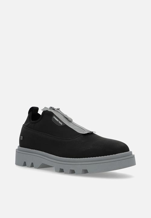 MAZERATA - Vinchey 33 - Black