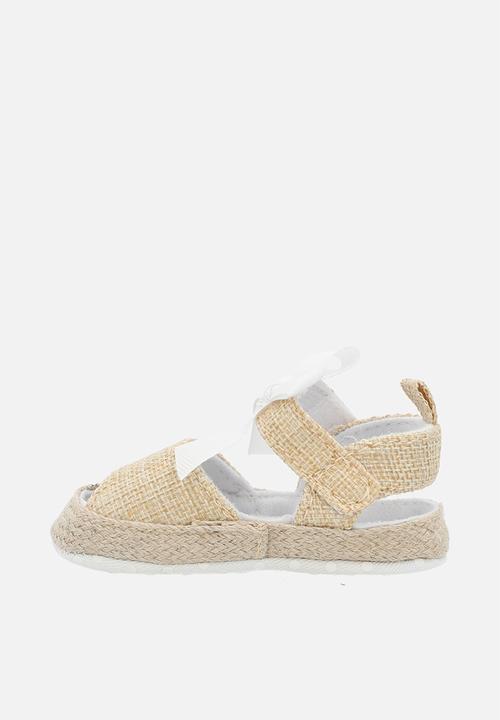Pop Candy - Bowknot straw sandals - beige & white
