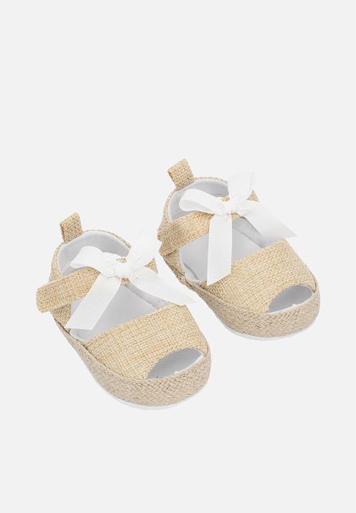 Pop Candy - Bowknot straw sandals - beige & white