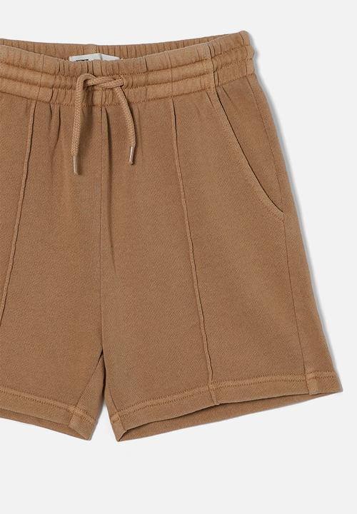 Cotton On - Henry slouch short - taupy brown garment dye