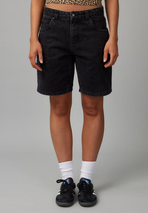 Factorie - Baggy Denim Short - Washed Black