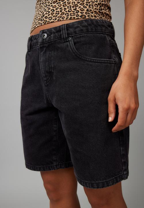 Factorie - Baggy Denim Short - Washed Black
