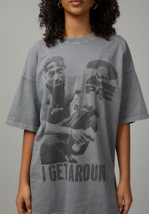 Factorie - Music Merch Oversized Graphic Tee - Lcn Bra Tupac Get Around/Washed Tradewinds