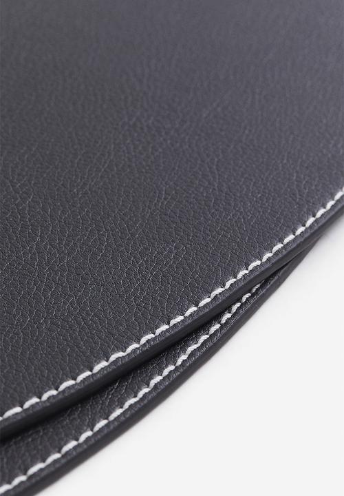 H&M - 2 pack oval place mats - black