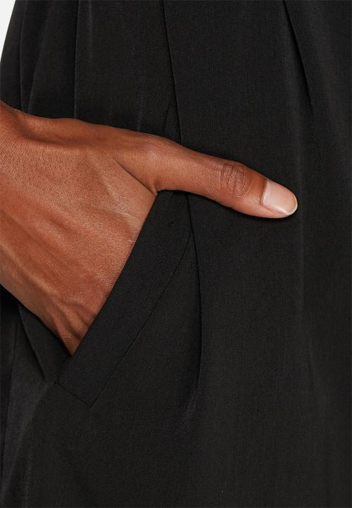 Glamorous - Sleeveless Jacket