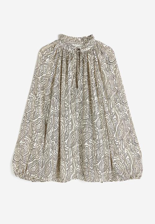 H&M - Frill-trimmed crêpe blouse - cream & paisley-patterned
