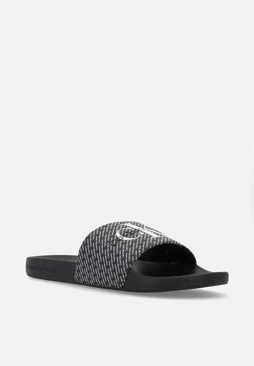 Calvin Klein - Slide AOP - Black