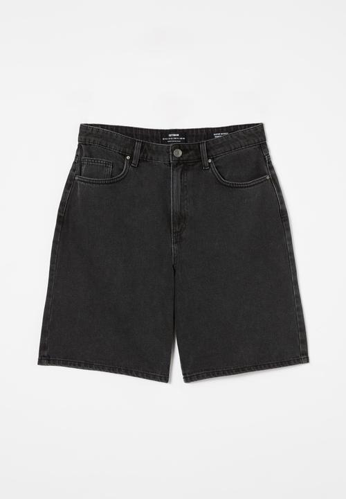 Cotton On - Super Baggy Denim Jort - Graphite Black