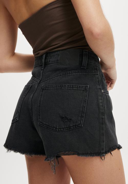 Cotton On - Original Cut Off Denim Short - Graphite Black Worn