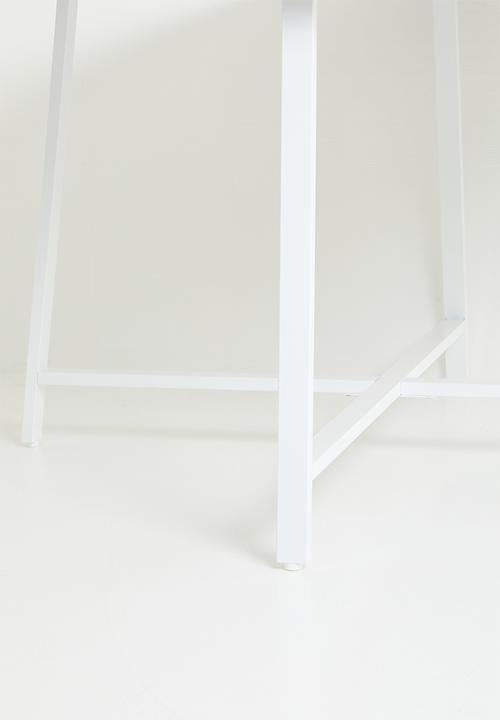 Sixth Floor - Nimbus dining table - natural & white
