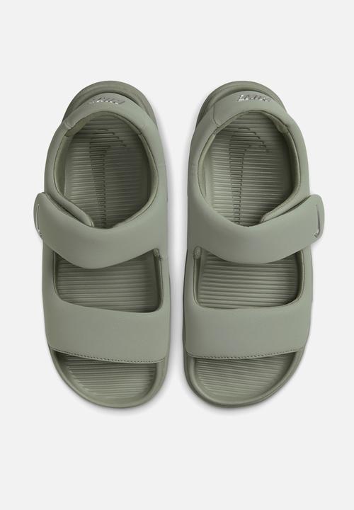 Nike - Calm - LIGHT ARMY/METALLIC SILVER-LIGHT ARMY