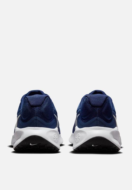 Nike - Nike Revolution 7