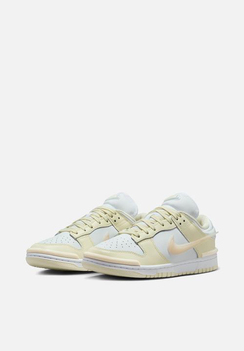Nike - Dunk Low Twist