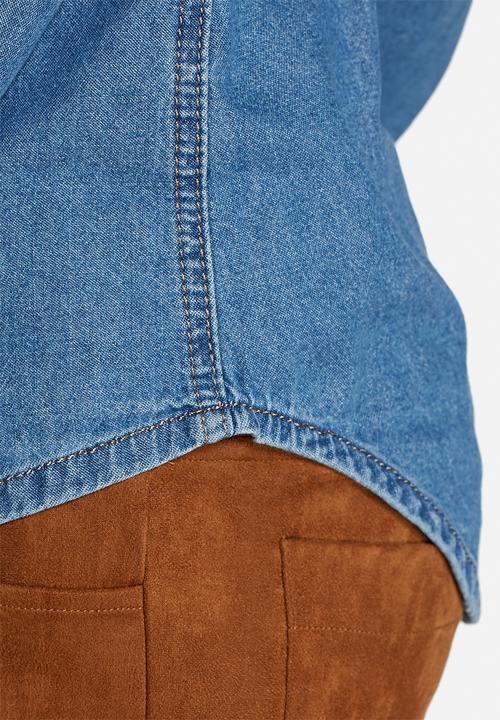 Glamorous - Fitted Denim Shirt