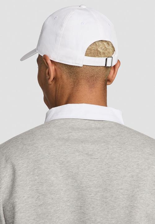 Nike - Nike Club