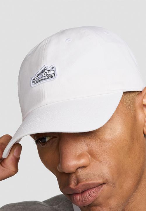 Nike - Nike Club