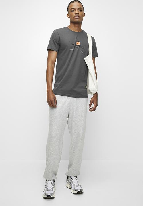 STYLE REPUBLIC - Slim Fit Art Graphic Tee - Charcoal