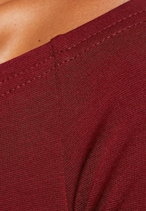 Glamorous - Straight Shoulder Crop Top