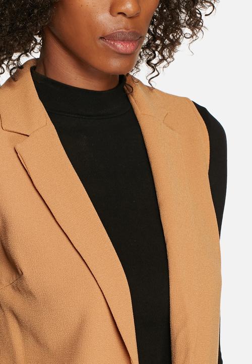 Glamorous - Sleeveless Jacket