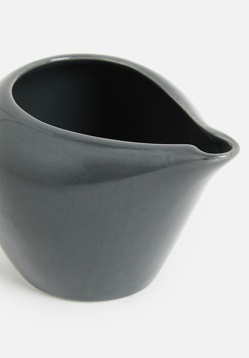 Omada - Irregular creamer - dark grey