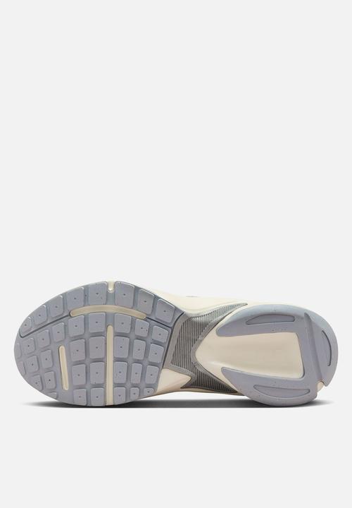 Nike - AL8