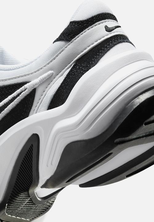 Nike - AL8