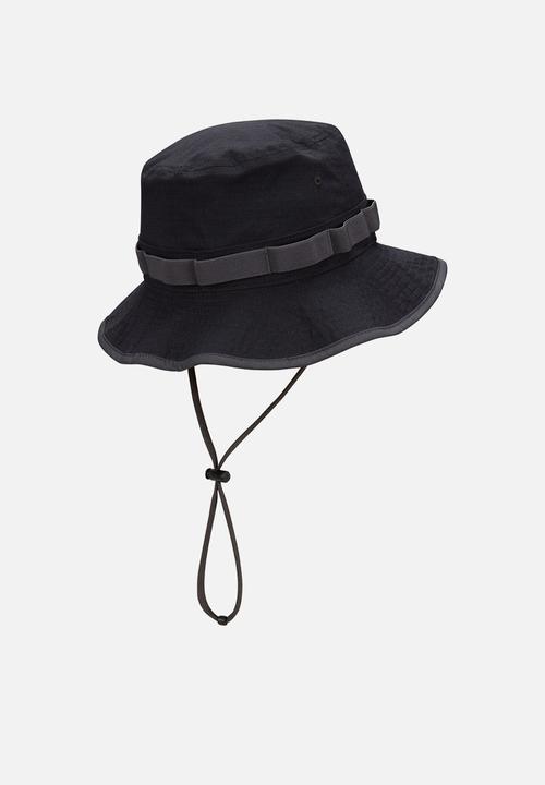 nike brimmer hat