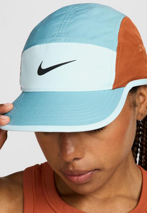 Nike - Nike Dri-FIT Fly