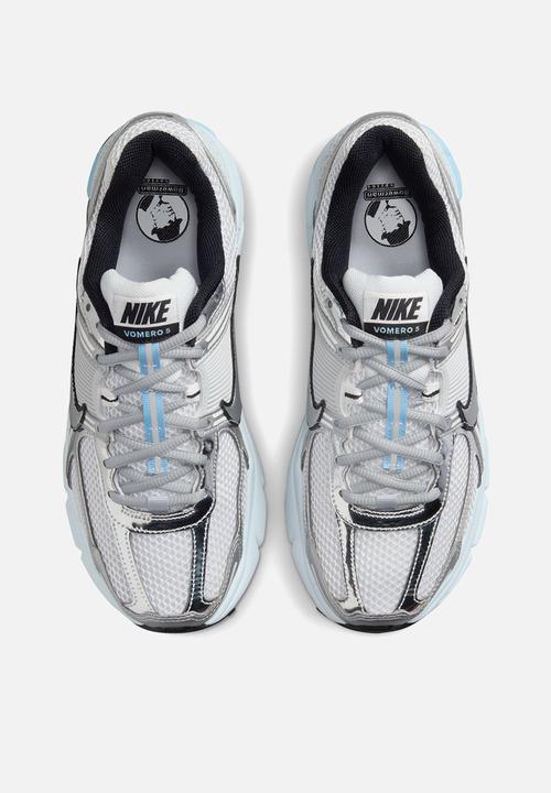 Nike - Zoom Vomero 5
