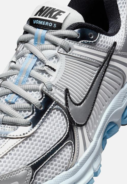 Nike - Zoom Vomero 5