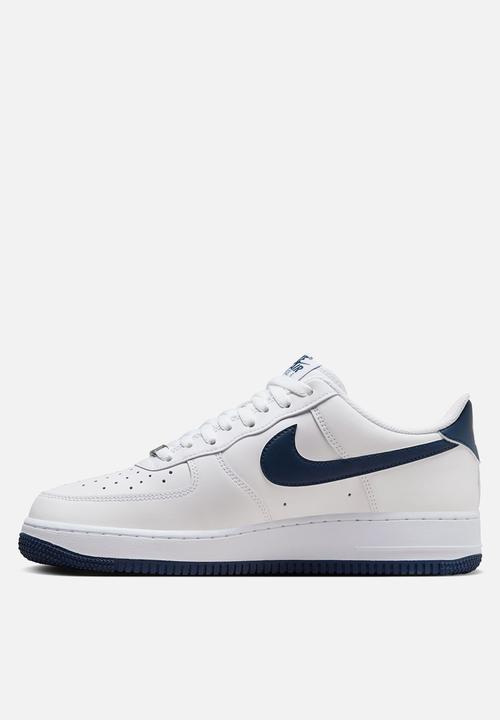 Nike - Air Force 1 '07