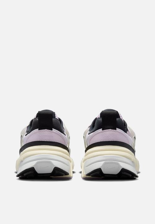 Nike - V2K RUN