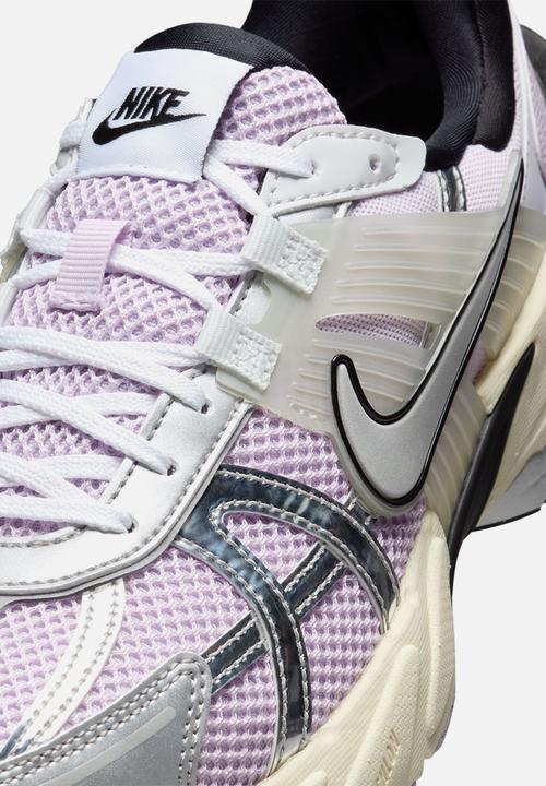 Nike - V2K RUN