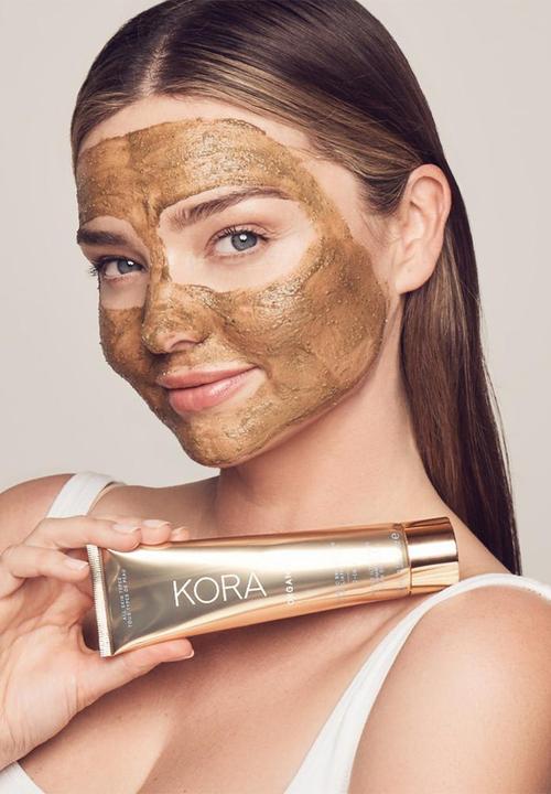 KORA Organics - Turmeric Brightening & Exfoliating Mask