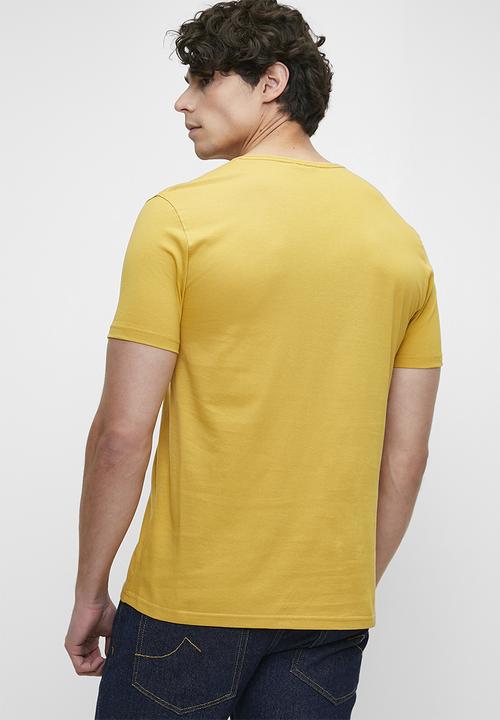 POLO - Mens Short Sleeve V Neck Tee - Mustard