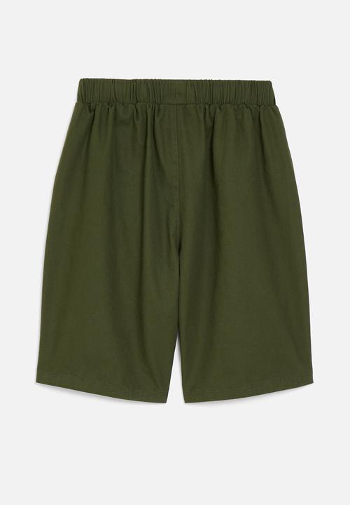 Pop Candy - Shorts - olive green