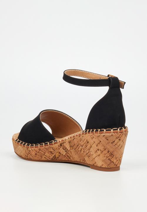 Miss Black - Jayda 5 wedge - black